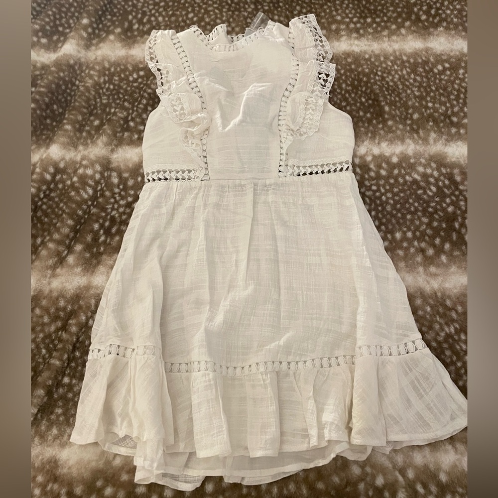 Selfie Leslie short white Lace Dress. US M. NWT.